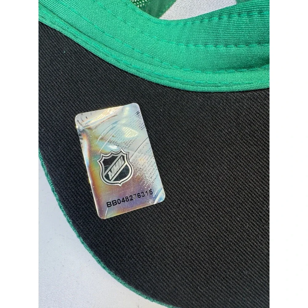 Adidas Dallas Stars NHL Structured Flex Hat Green S/M FitMax 70 Sample Cap NWT